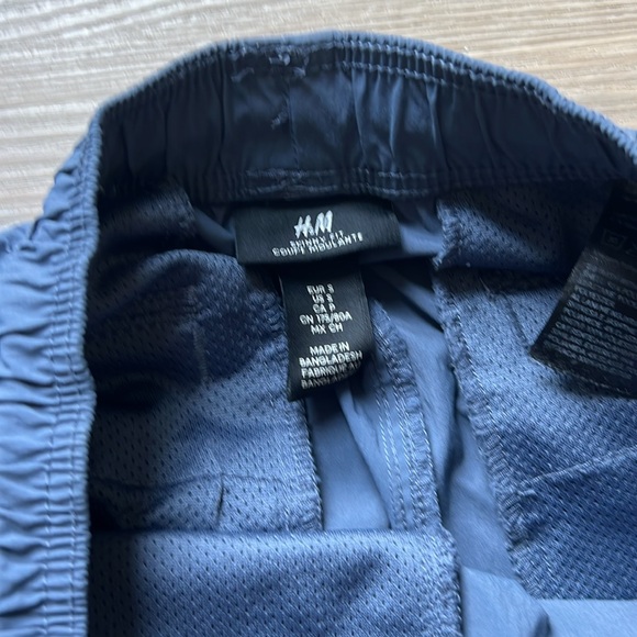 Skinny Fit Nylon Cargo Joggers - Picture 3 of 6